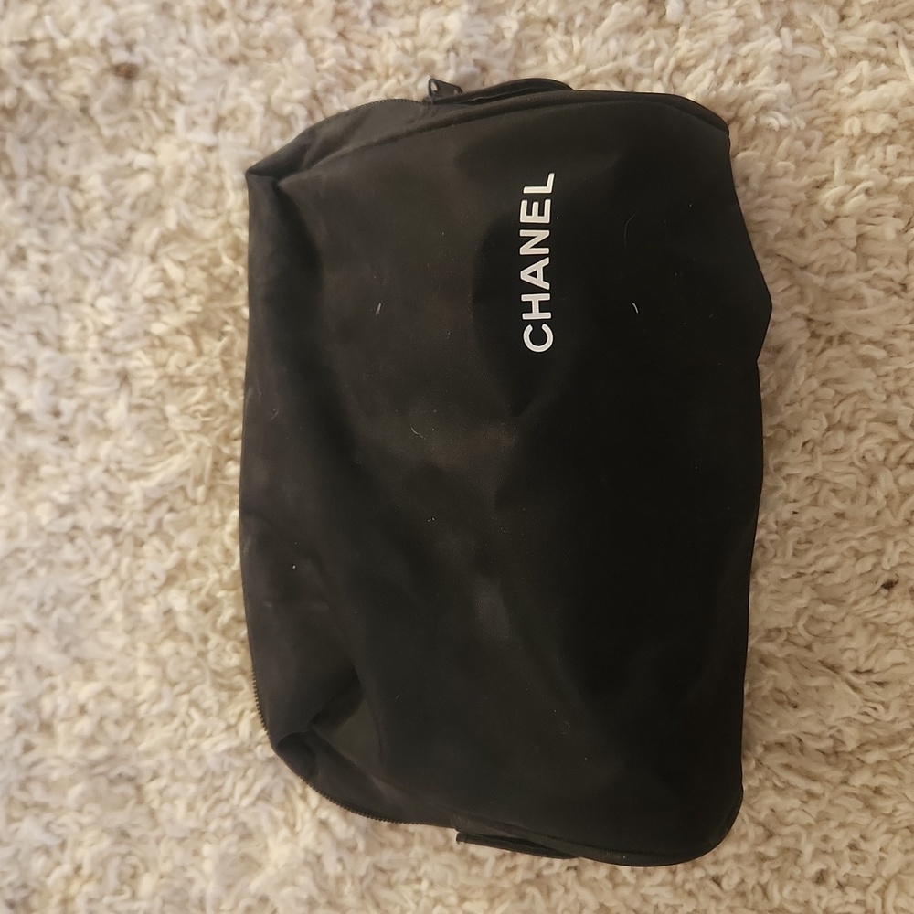 Chanel pouch